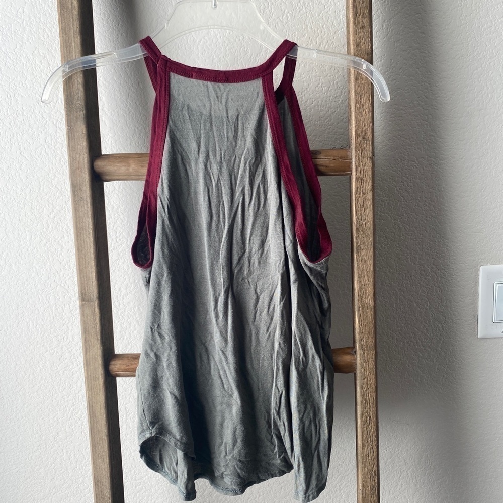 “Keep on dreaming” olive green/maroon tank - Picture 4 of 4